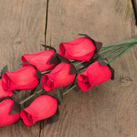 Red Closed Bud Roses 8-Pack - The Original Wooden Rose