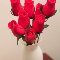 Red Closed Bud Roses 8-Pack - The Original Wooden Rose