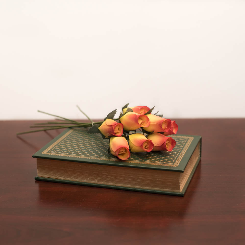 Yellow/Burgundy Closed Bud Roses 8-Pack - The Original Wooden Rose