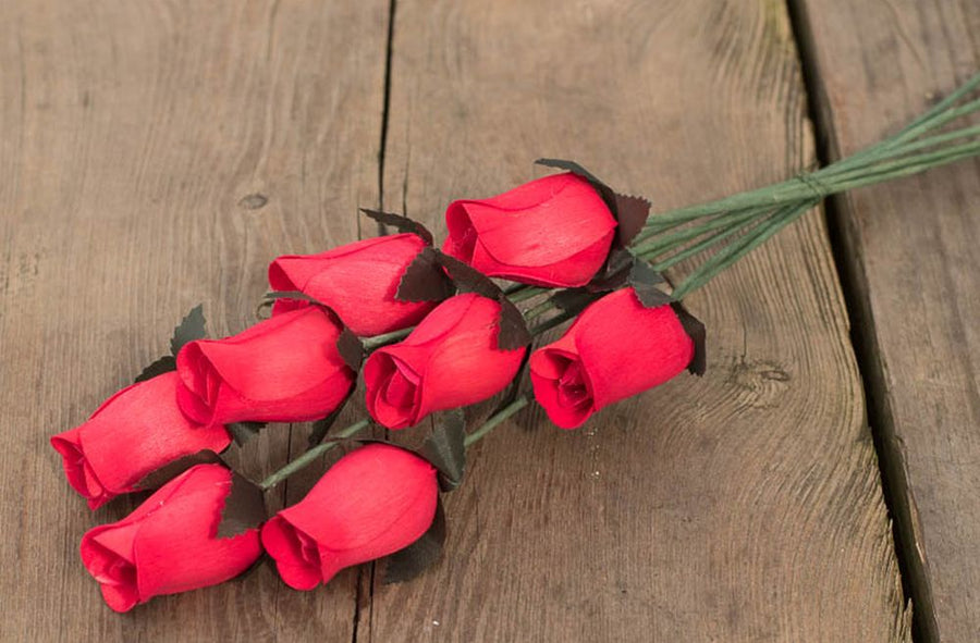 Red Closed Bud Roses 8-Pack - The Original Wooden Rose
