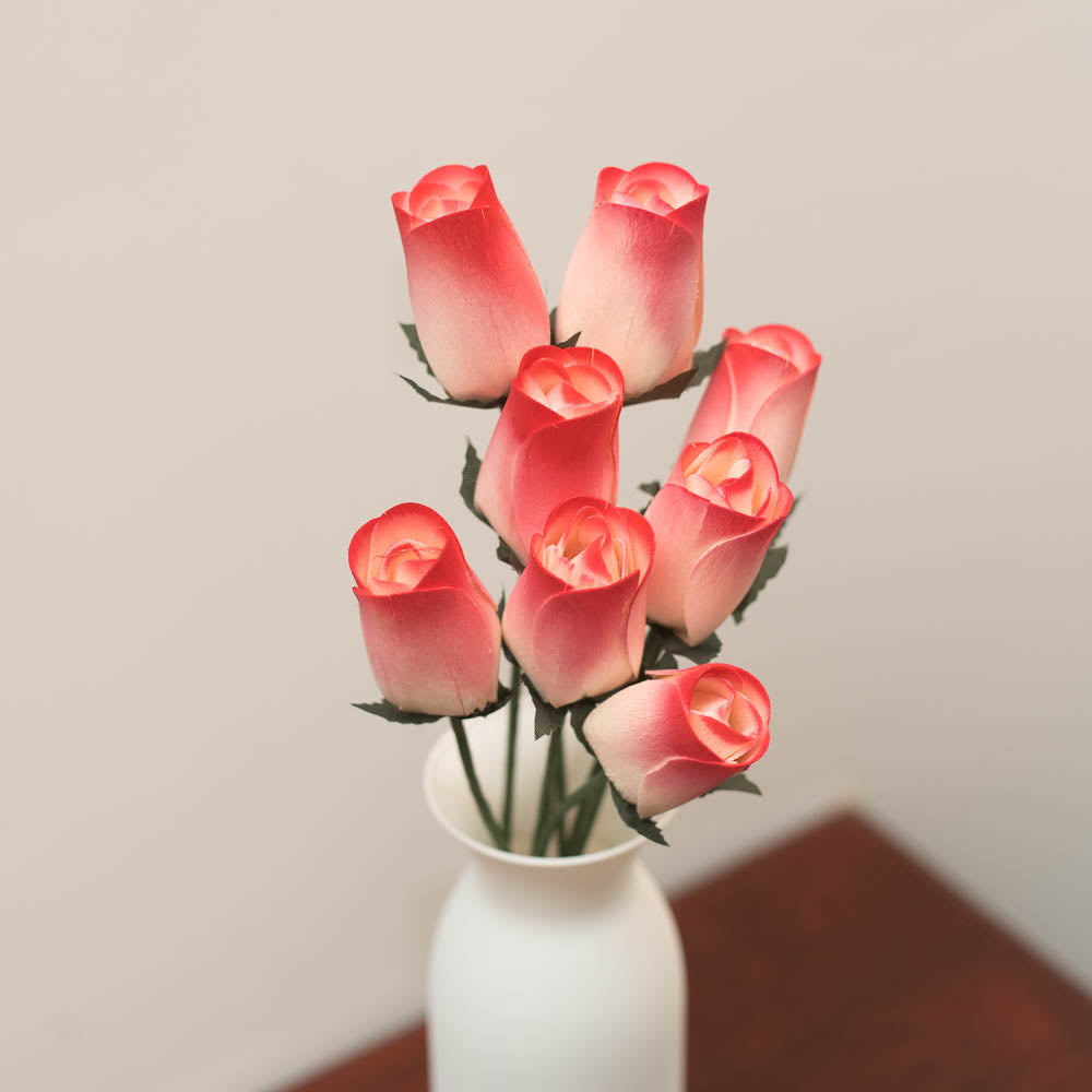 White/Red Closed Bud Roses 8-Pack - The Original Wooden Rose