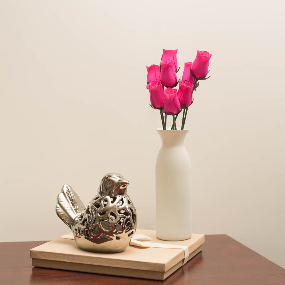 Hot Pink Closed Bud Roses 8-Pack - The Original Wooden Rose