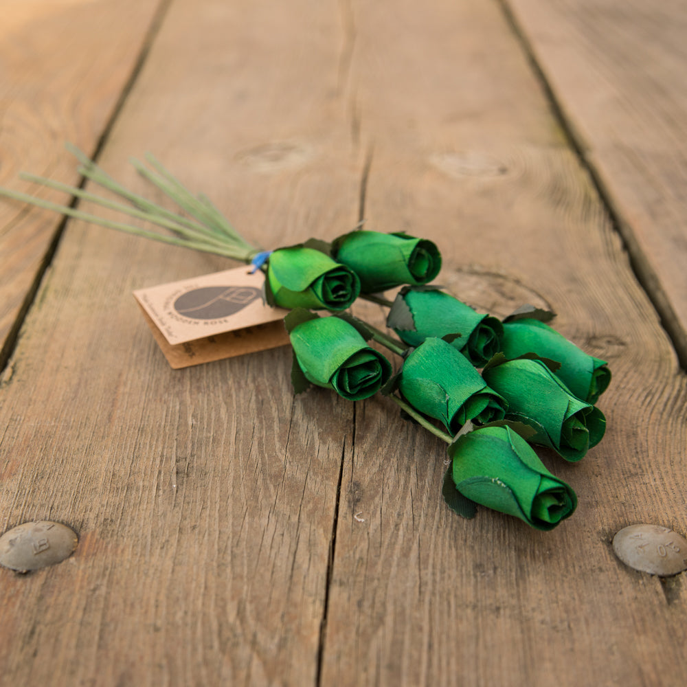 Dark Green Closed Bud Roses 8-Pack - The Original Wooden Rose