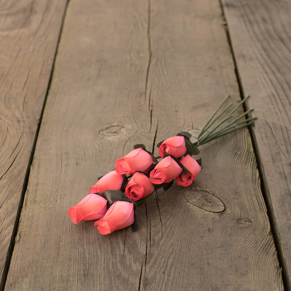 Coral/Red Closed Bud Roses 8-Pack - The Original Wooden Rose