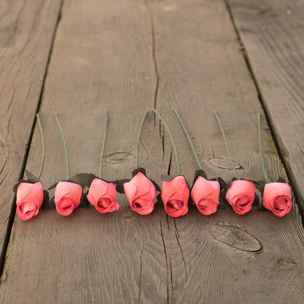 Coral/Red Closed Bud Roses 8-Pack - The Original Wooden Rose