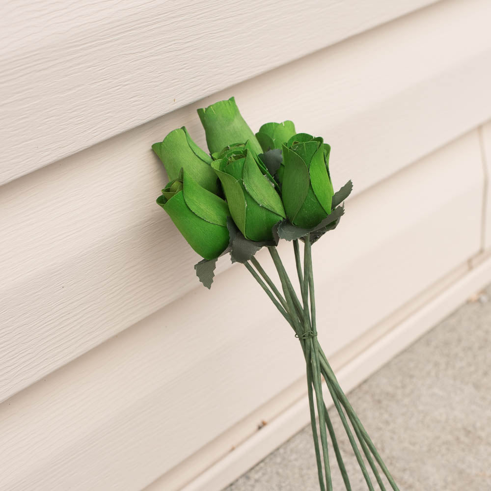 Green Closed Bud Roses 8-Pack - The Original Wooden Rose