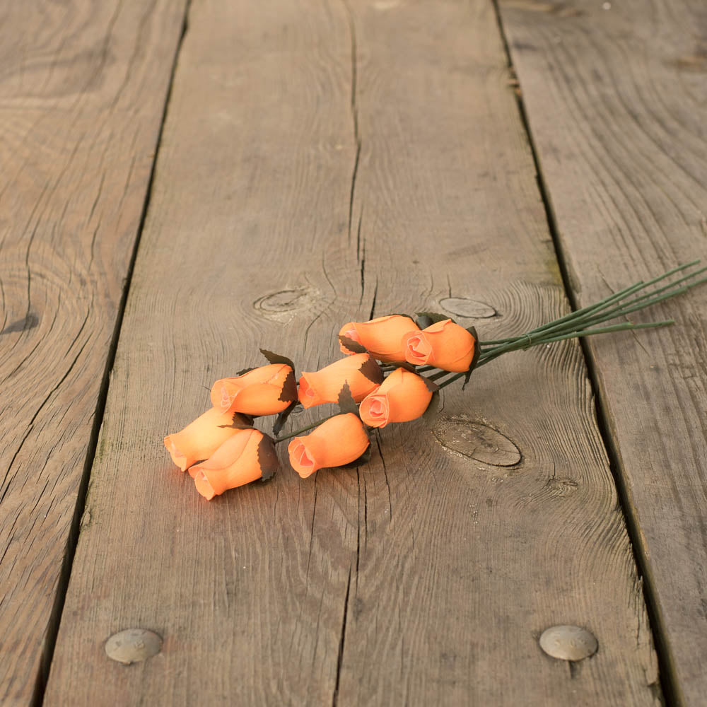 Pumpkin Closed Bud Roses 8-Pack - The Original Wooden Rose